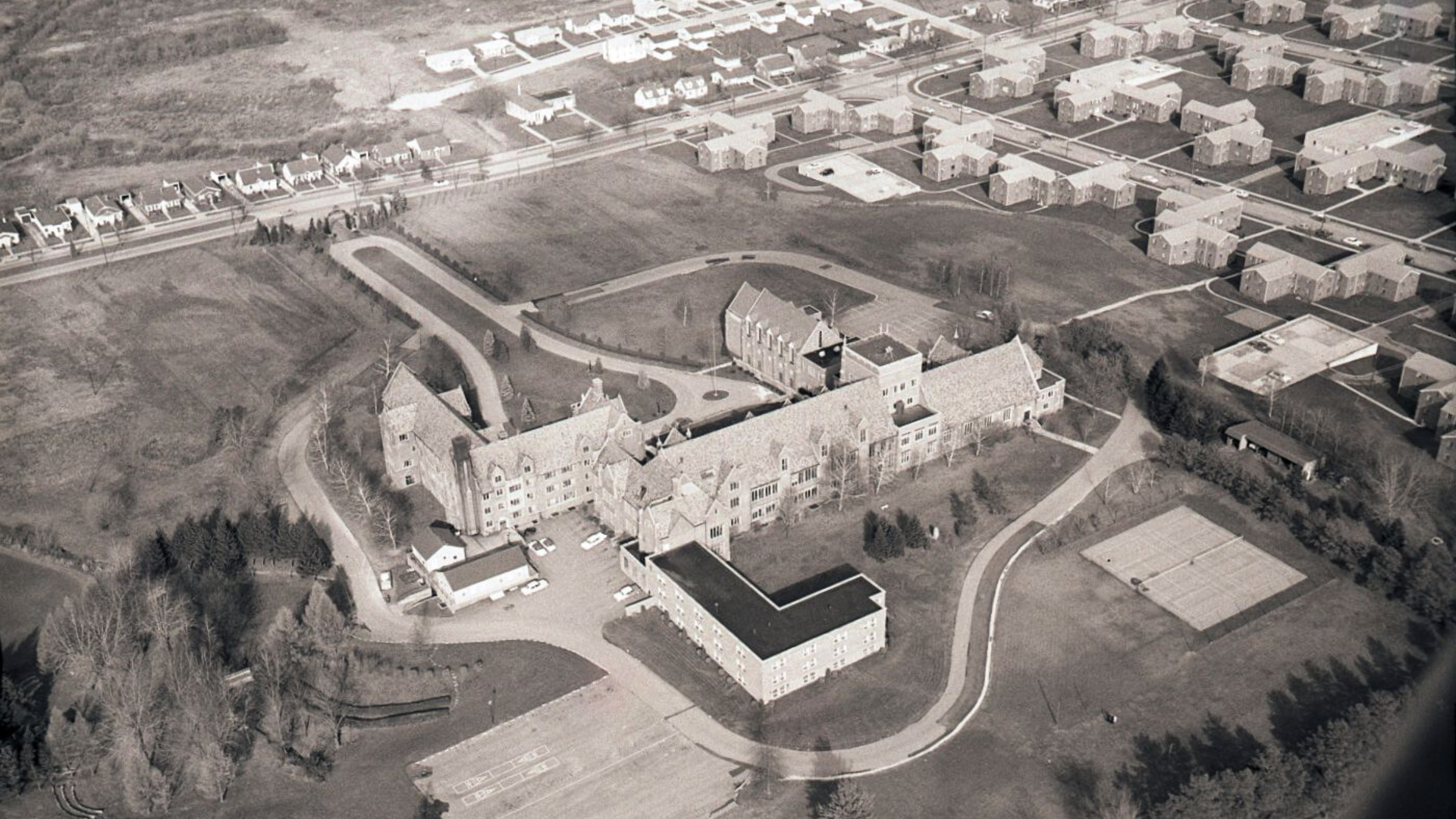 an arial photo of ܼˮ̳ College in the 1930s